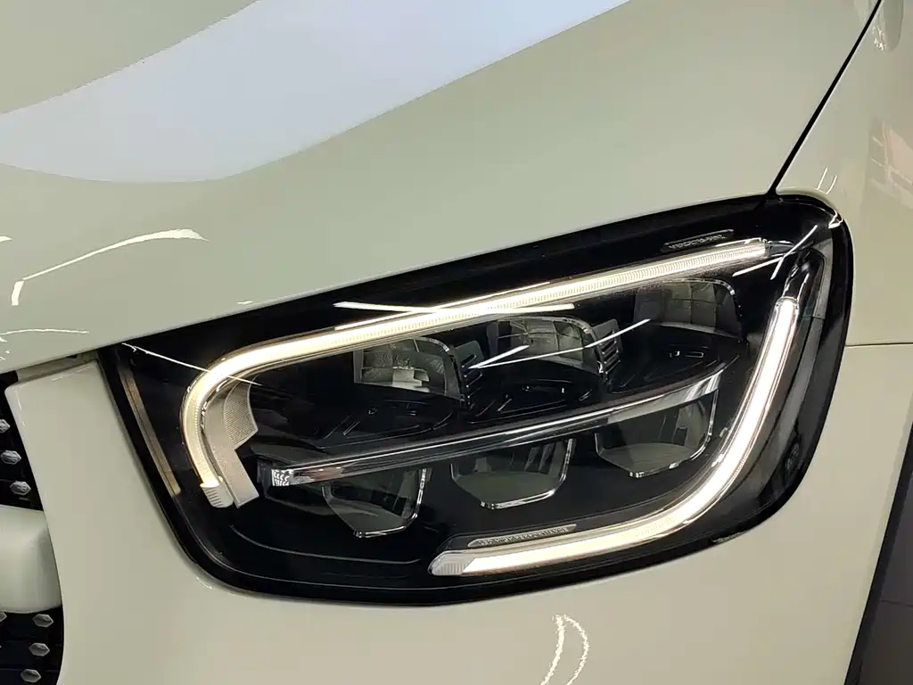 Mercedes-Benz GLC 2019 — фото 16