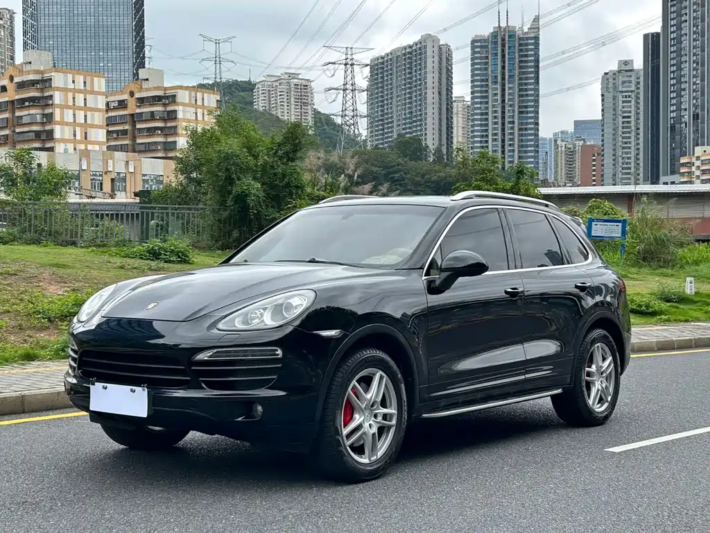Porsche Cayenne 2013 — фото 1