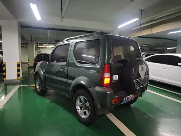 Suzuki Jimny 2014