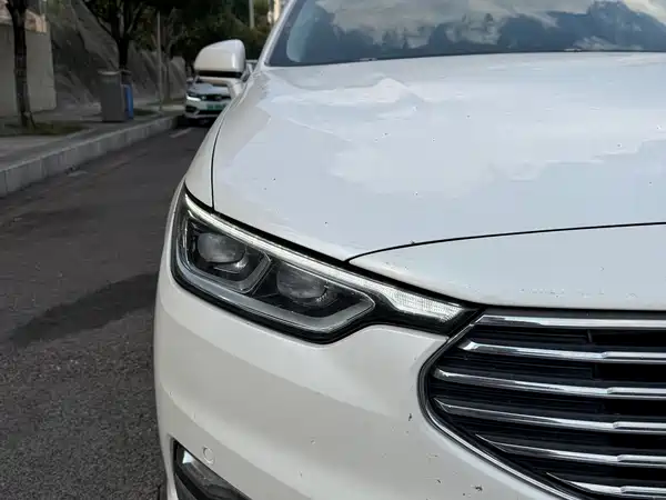 Ford Taurus 2020