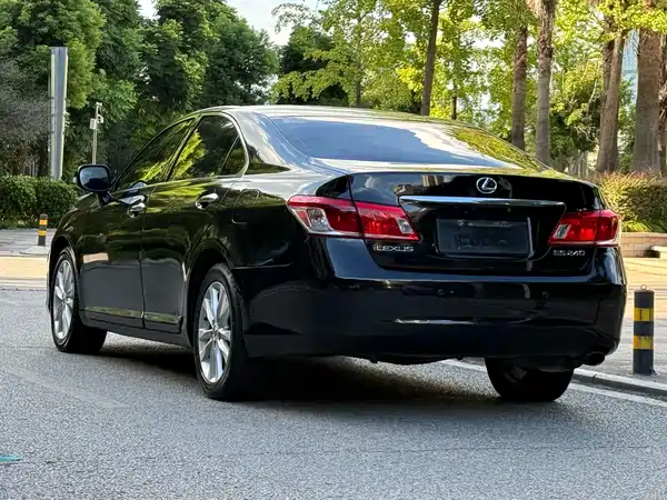 Lexus ES 2012