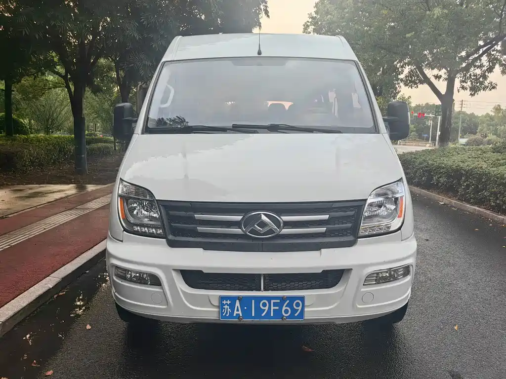 Maxus V80 2023