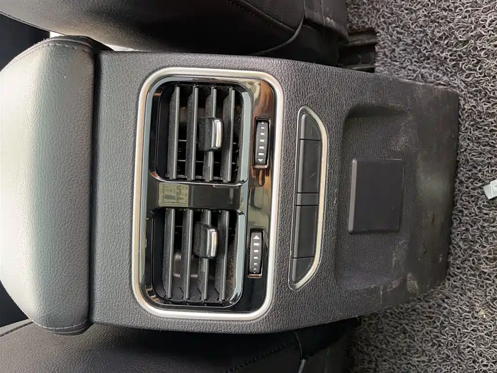 Haval H6 Coupe 2015 — фото 15