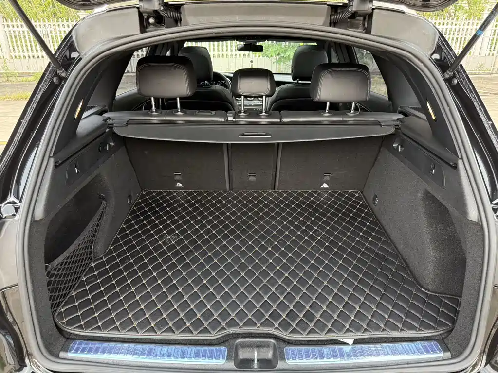 Mercedes-Benz GLC 2023 — фото 11