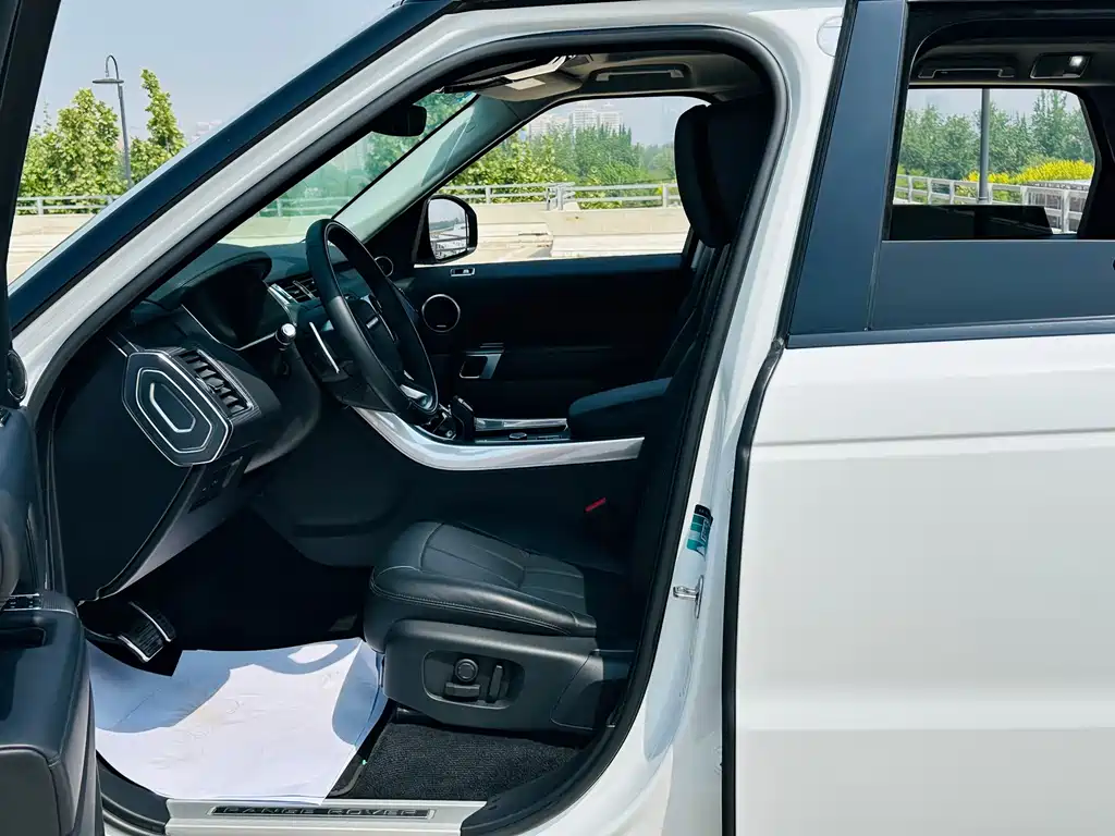 Land Rover Range Rover Sport 2021 — фото 12