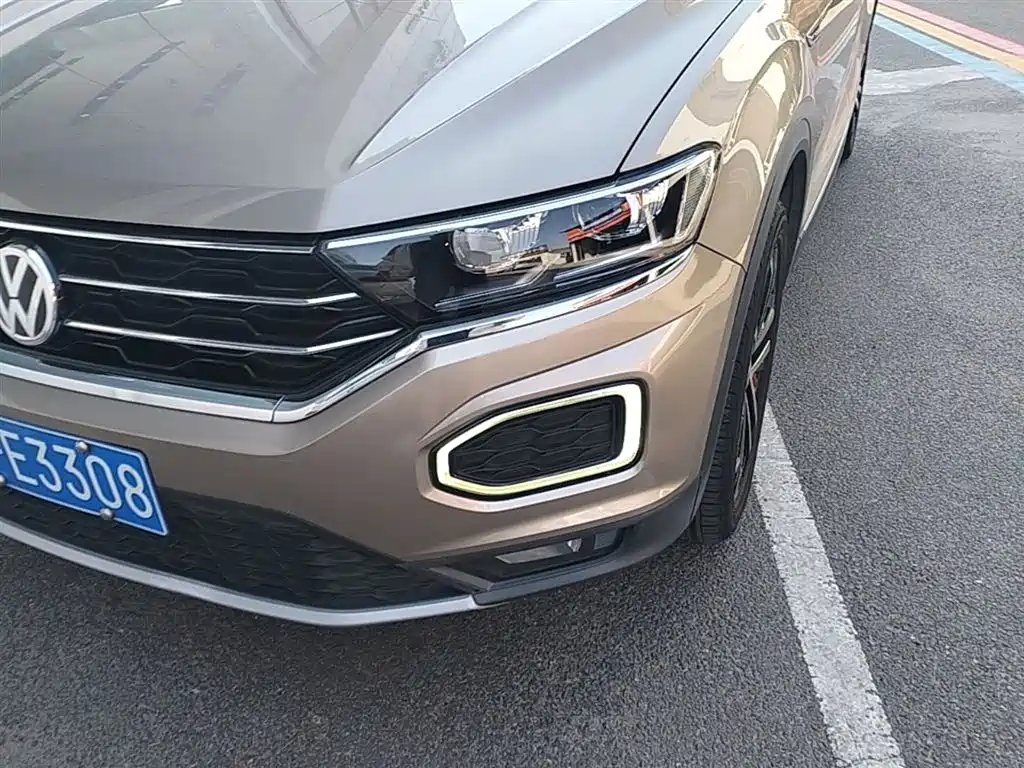 Volkswagen T-Roc 2020 — фото 24