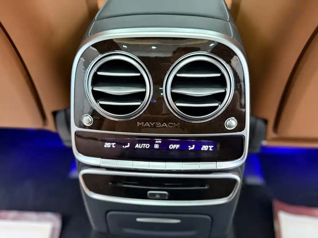 Mercedes-Benz Maybach S-Class 2020 — фото 12