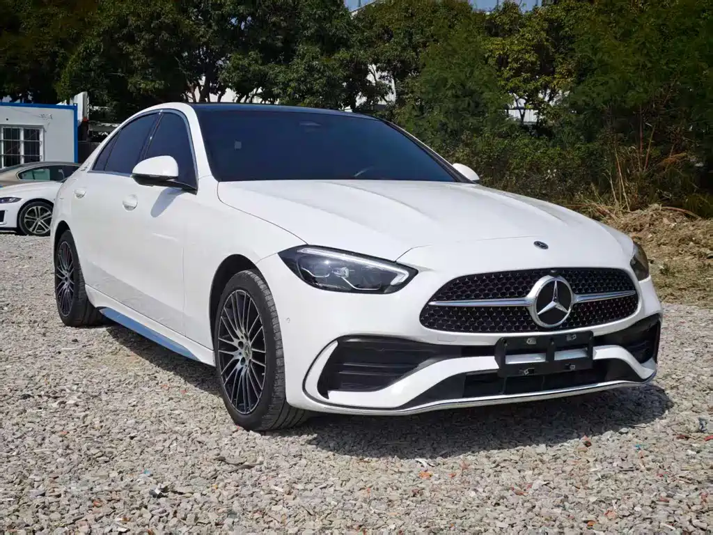 Mercedes-Benz C-Class 2023 — фото 3