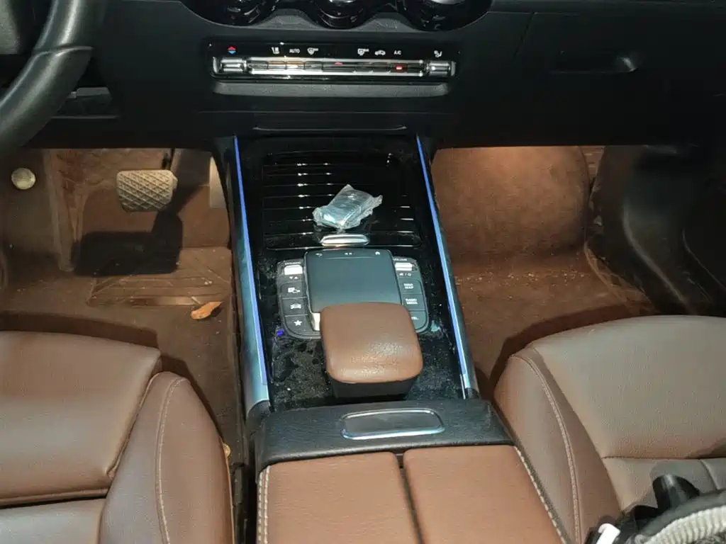 Mercedes-Benz GLB 2023 — фото 14