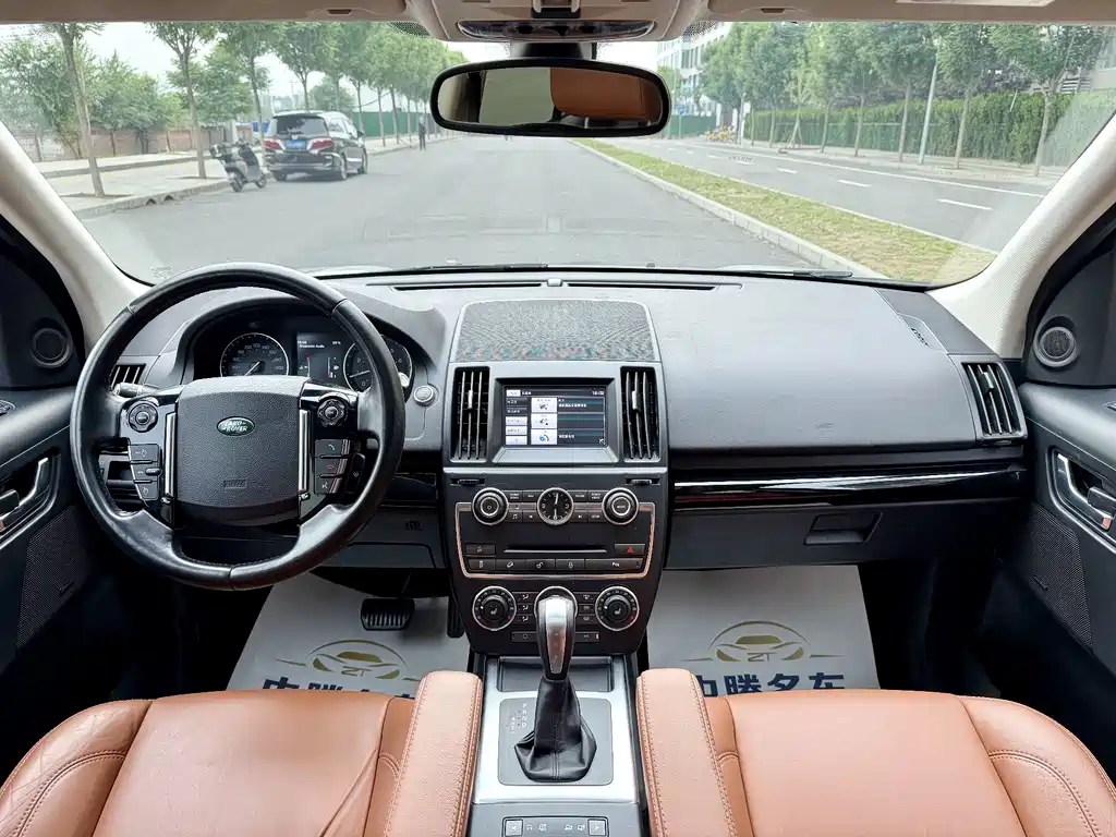 Land Rover Freelander 2 2014 — фото 10