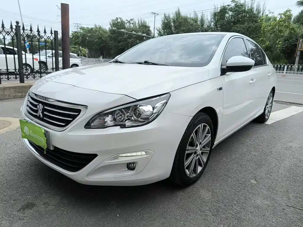 Peugeot 408 2016