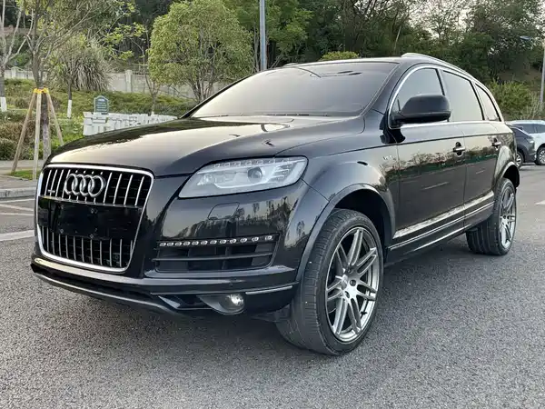 Audi Q7 2013