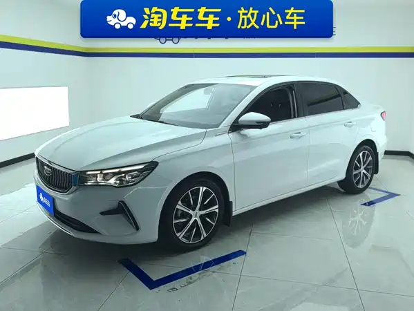 Geely Emgrand 2023
