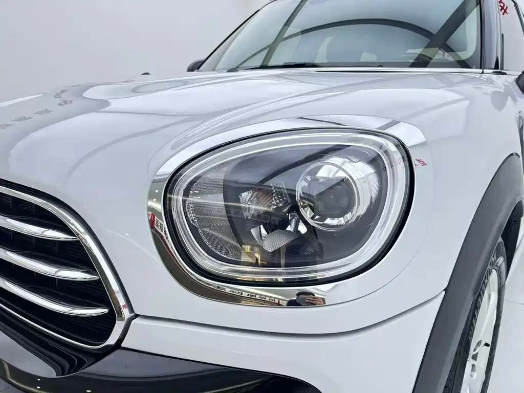 MINI Countryman 2018 — фото 29