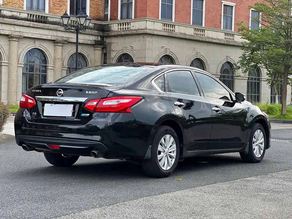 Nissan Teana 2018 — фото 6