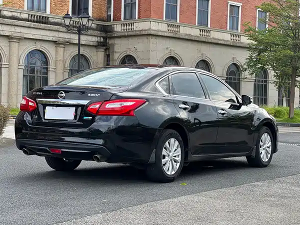 Nissan Teana 2018