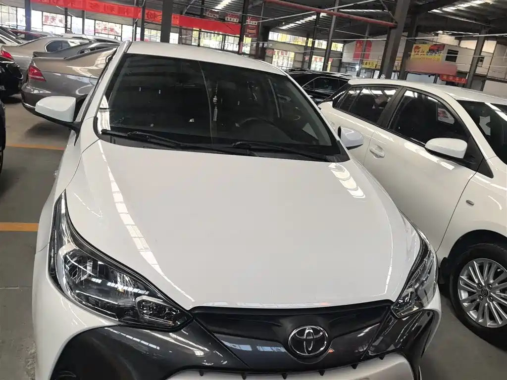 Toyota Yaris L 2018 — фото 3