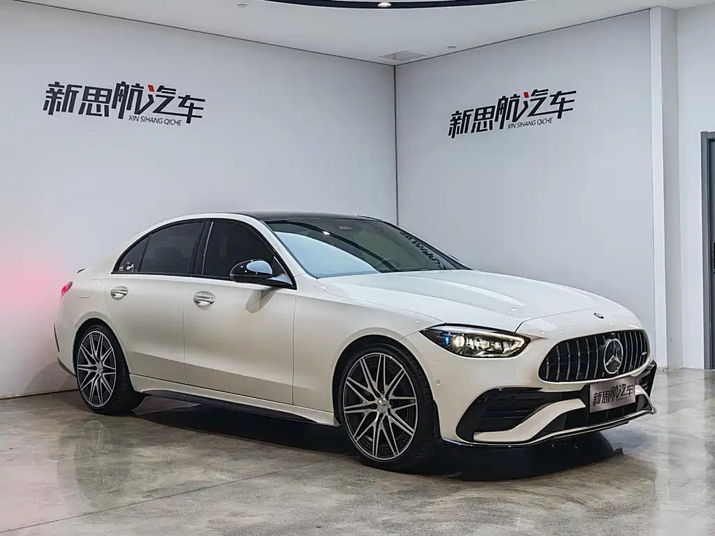 Mercedes-Benz C-Class AMG 2024 — фото 5
