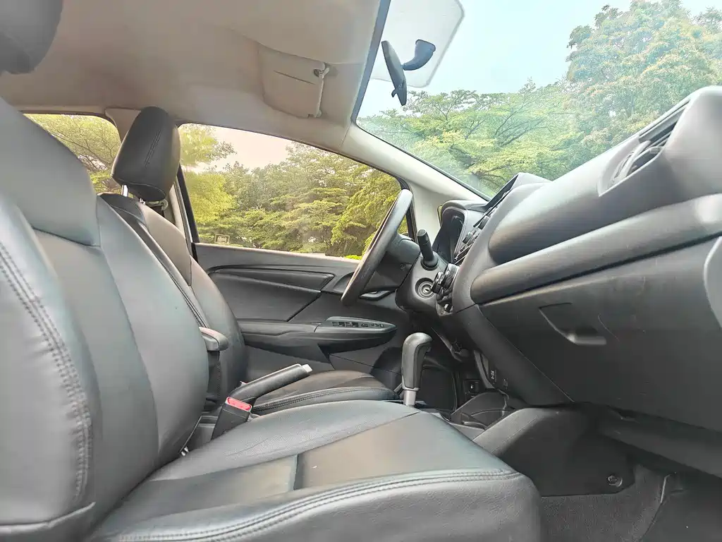 Honda Fit 2014 — фото 14