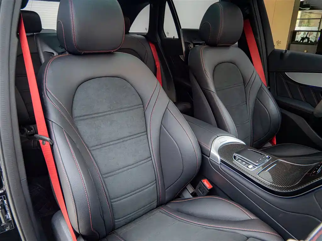 Mercedes-Benz GLC AMG 2023 — фото 19