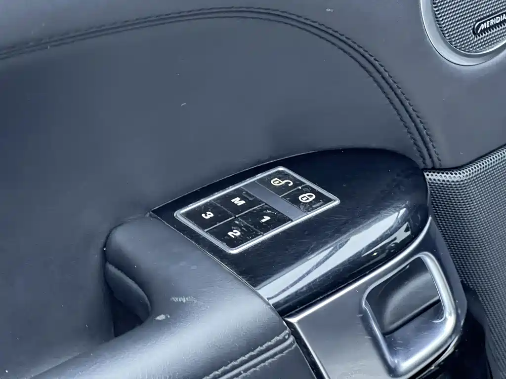 Land Rover Range Rover 2016 — фото 4