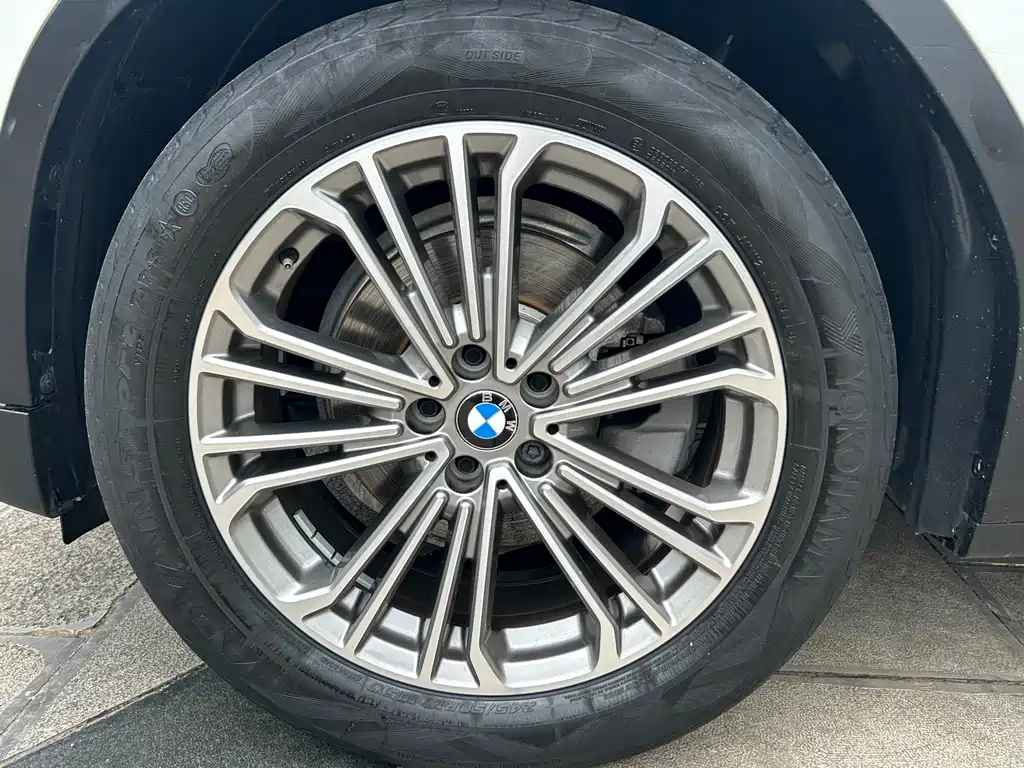 BMW X3 2018 — фото 16