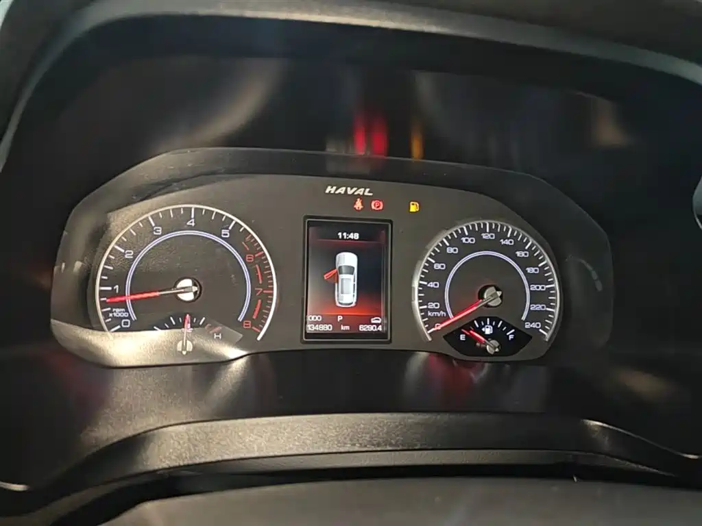 Haval H2s 2018 — фото 12