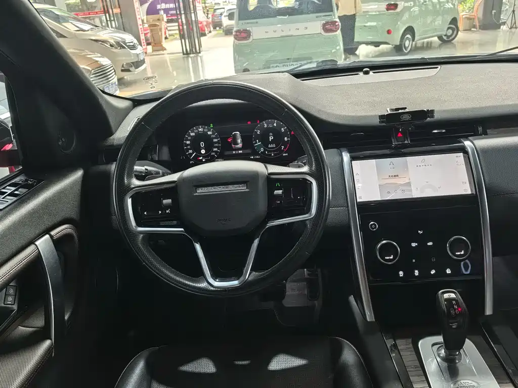 Land Rover Discovery Sport 2022 — фото 12