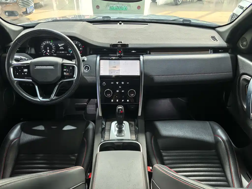 Land Rover Discovery Sport 2022 — фото 16