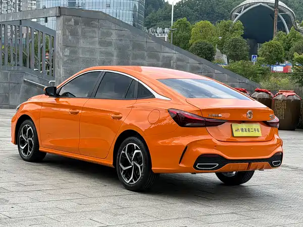 MG MG5 2026