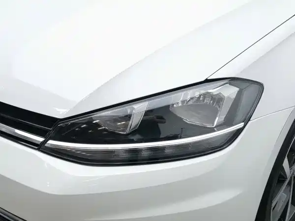 Volkswagen Golf 2020