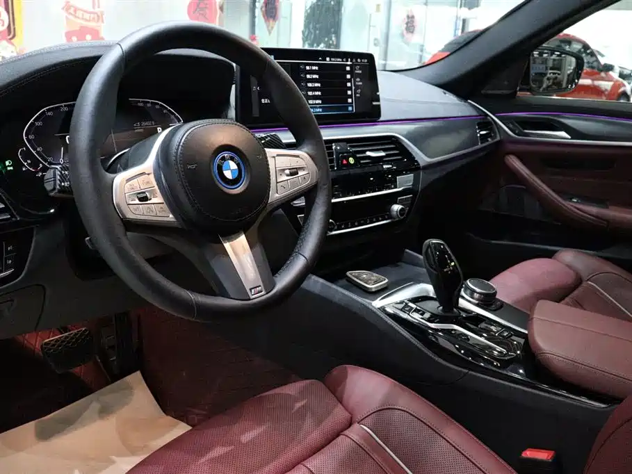 BMW 5 Series New Energy 2023 — фото 7