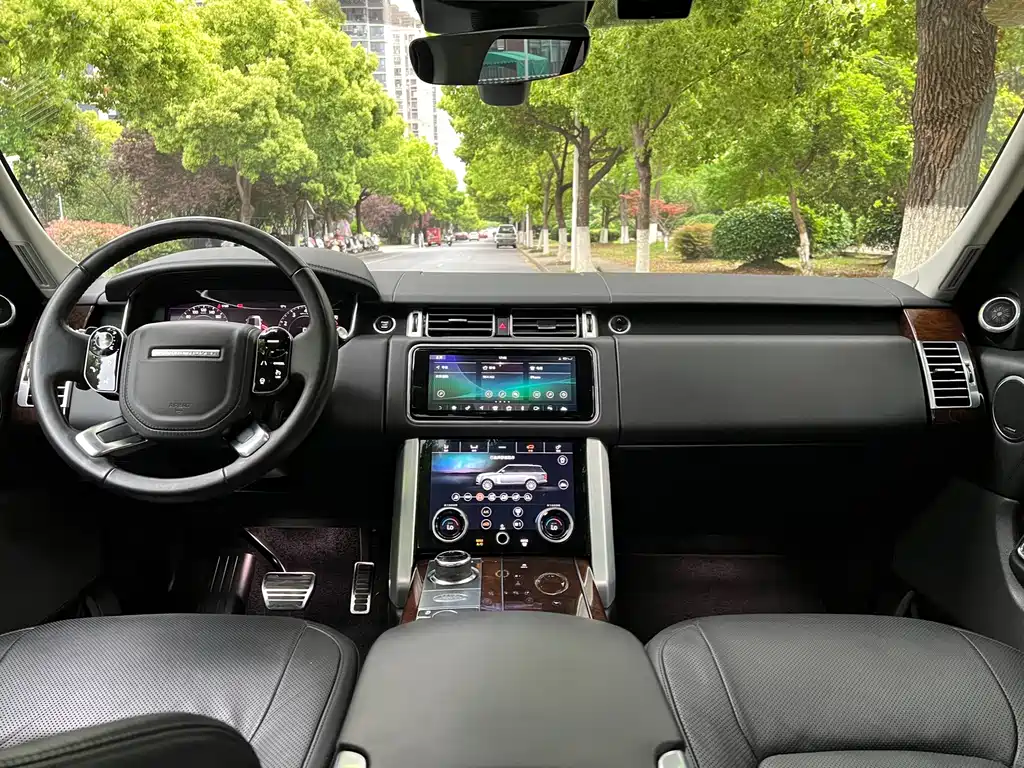 Land Rover Range Rover 2021 — фото 12