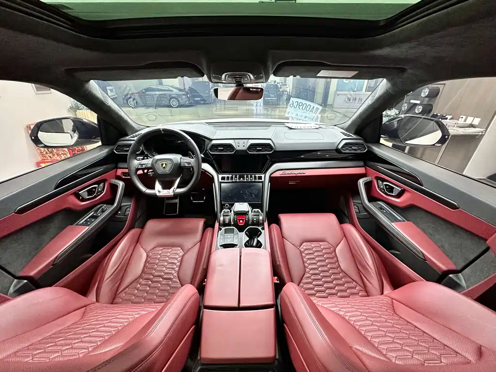 Lamborghini Urus 2022 — фото 14