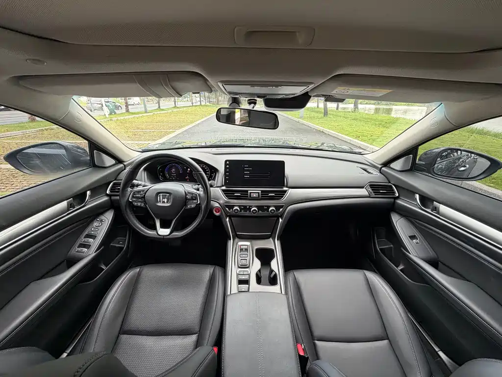 Honda Accord 2022 — фото 14