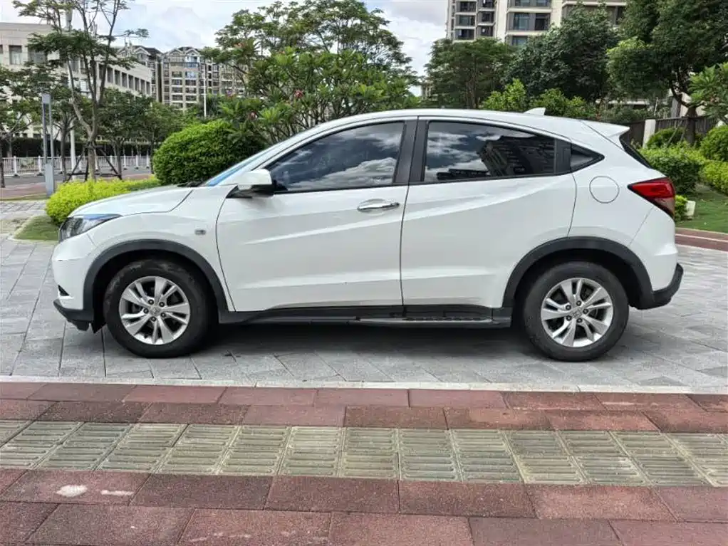 Honda Vezel 2016 — фото 9
