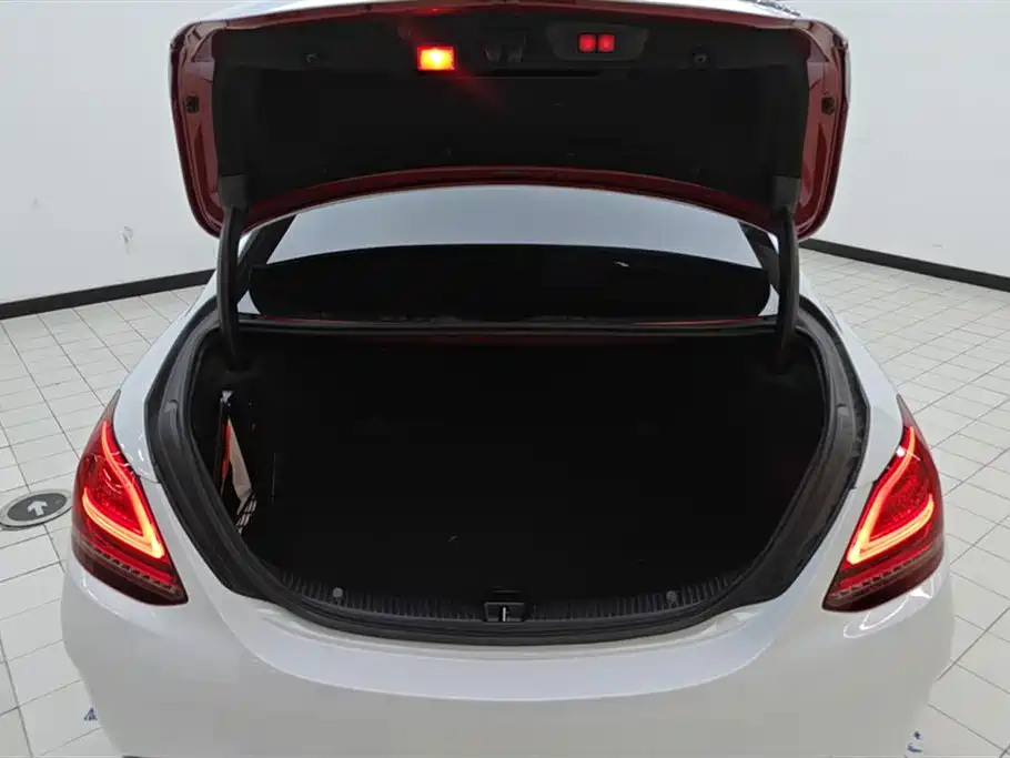 Mercedes-Benz C-Class 2020 — фото 4