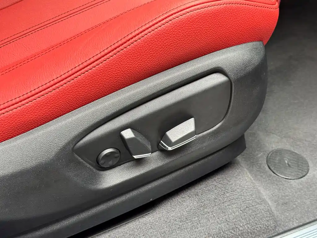 BMW X6 2019 — фото 14