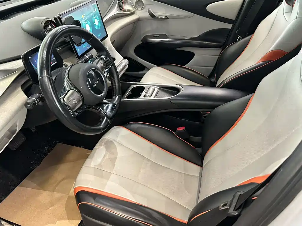 BYD Dolphin 2021 — фото 10