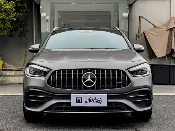 Mercedes-Benz GLA AMG 2021