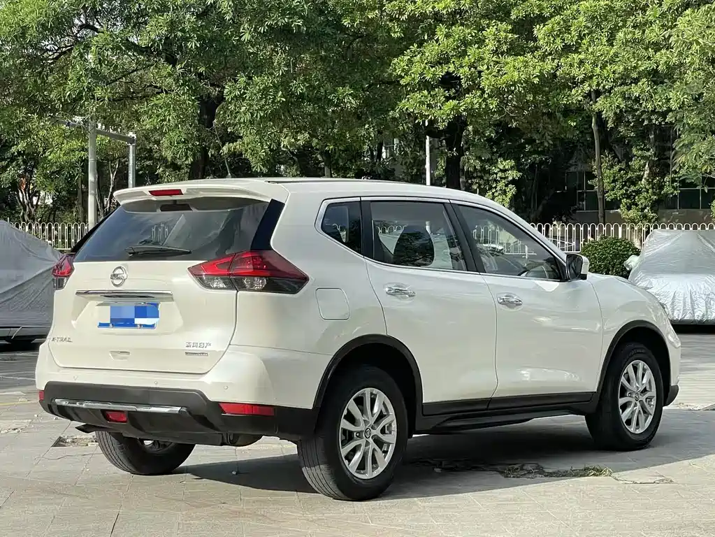 Nissan X-Trail 2020 — фото 6