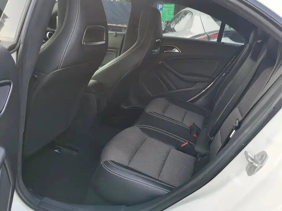 Mercedes-Benz CLA 2017 — фото 11
