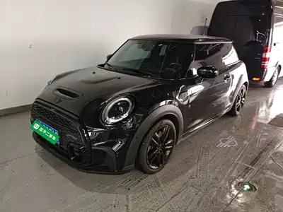 MINI MINI 2022
