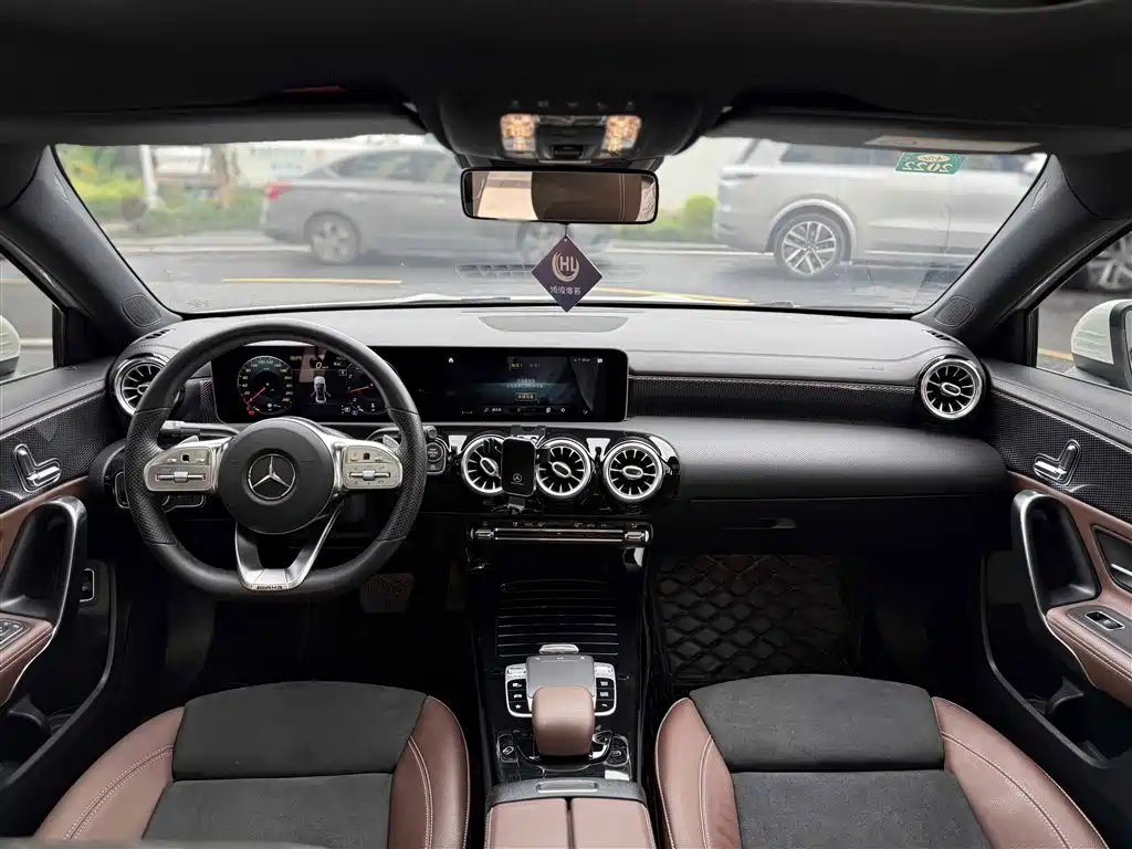 Mercedes-Benz A-Class 2020 — фото 19