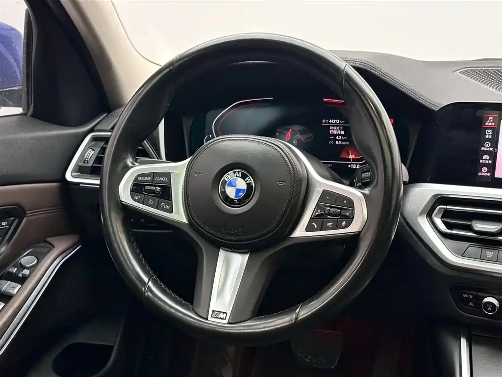 BMW 3 Series 2020 — фото 12
