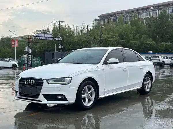 Audi A4L 2014