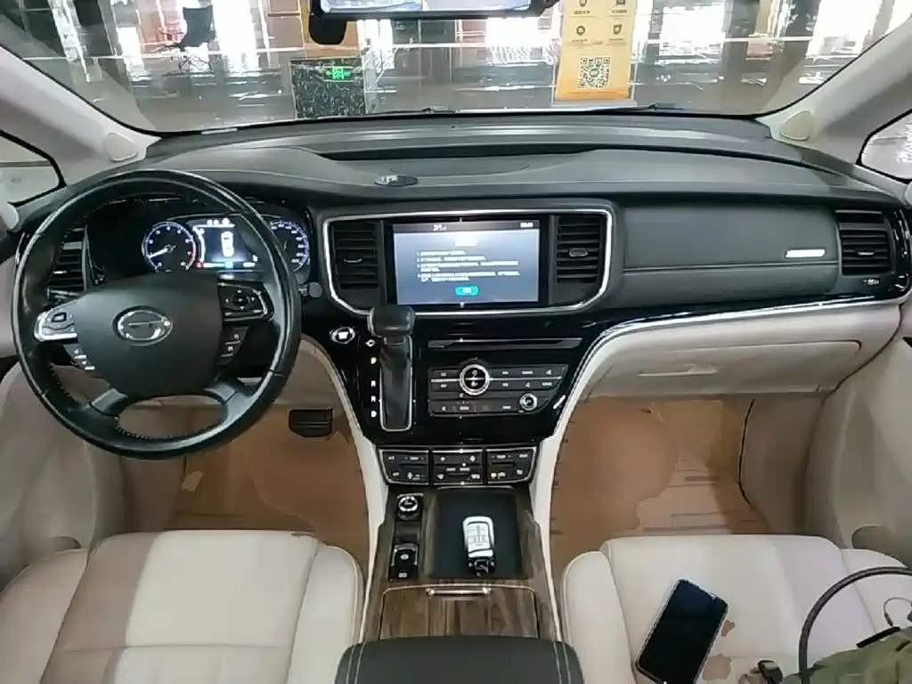 GAC Motor Trumpchi M8 2019 — фото 10
