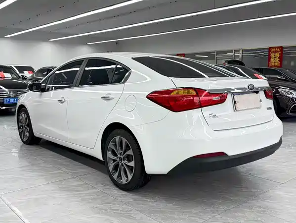 Kia K3 2014