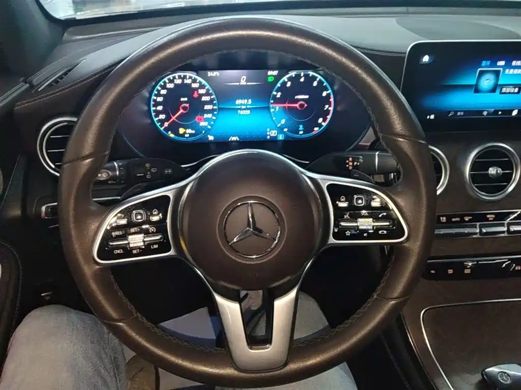 Mercedes-Benz GLC 2020 — фото 11
