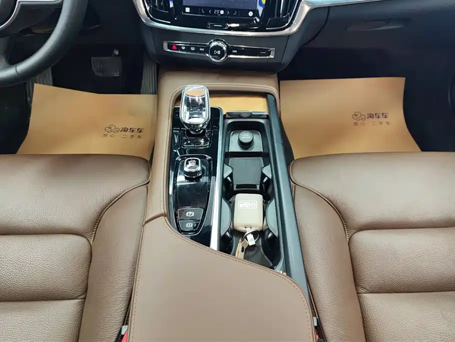 Volvo S90 2023 — фото 16